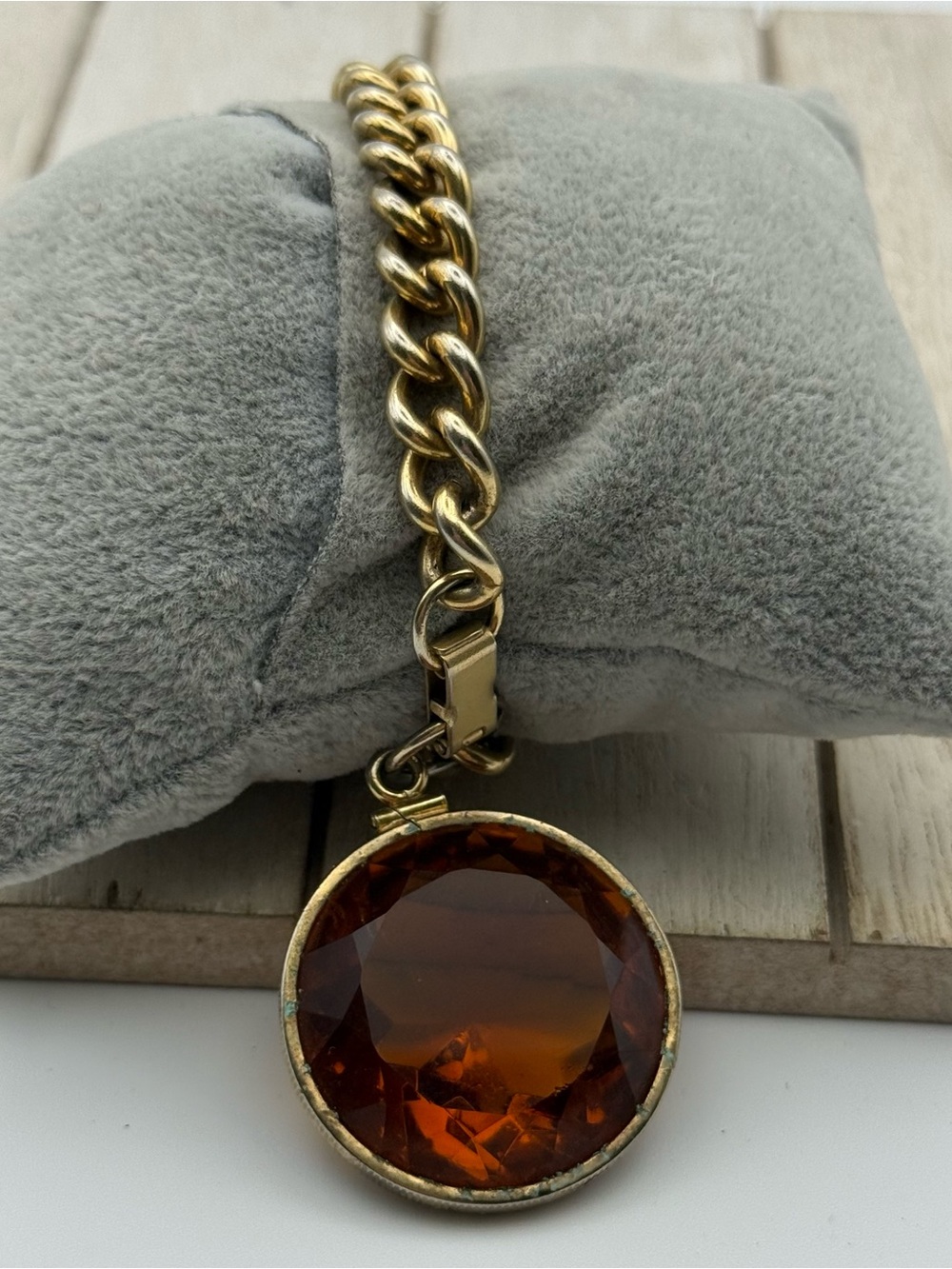 Gold-Tone Bracelet with Amber glass Faceted Pendant